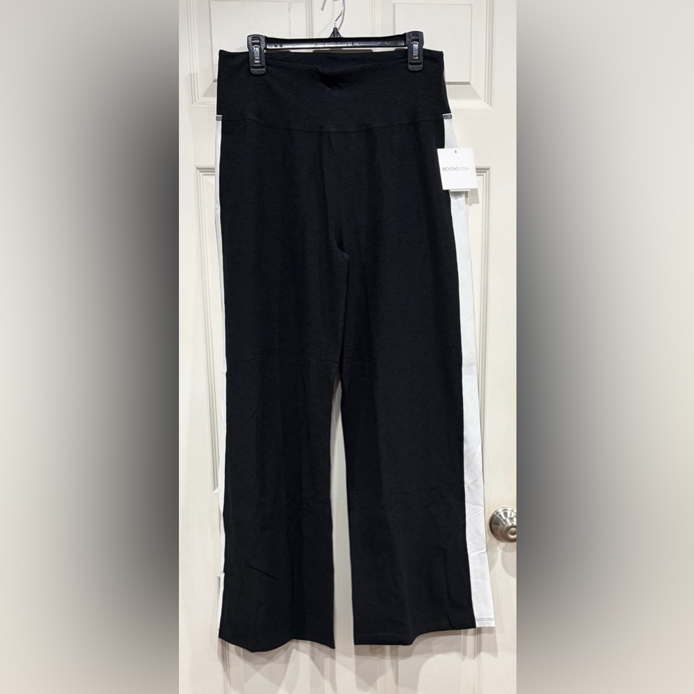 Beyond Yoga Women's XL Spacedye Line Up Wide Leg Pant Black White NWT